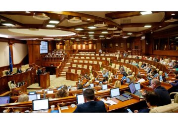 Moldova va primi asistență macrofinanciară suplimentară din partea UE în valoare de 145 milioane de euro, dintre care 100 milioane de euro vor fi împrumuturi concesionale și 45 milioane de euro vor fi granturi.