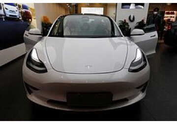 Названы самые востребованные электромобили