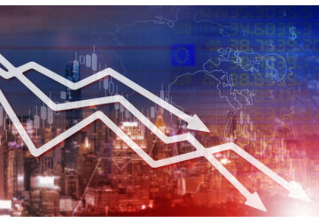 Comerţul mondial încetineşte şi trage semnalul de alarmă pentru o recesiune fără precedent. FMI concluzionează sumbru: Există riscul apariţiei unor blocuri comerciale mai compacte care vor lăsa pe afară economiile mai slabe. Există foarte puţini câştigători în acest scenariu