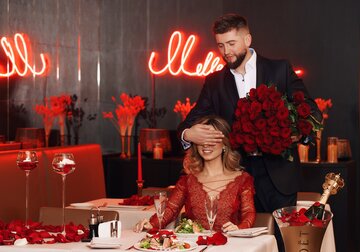 Ziua Îndrăgostiților merită o abordare mai specială. Marcați-vă data în calendar pentru a vă bucura de o experiență romantică exclusivă la BERD’S Chișinău MGallery Hotel Collection.