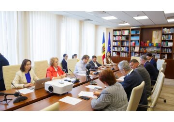 Comisia parlamentară pentru economie, buget și finanțe a audiat raportul guvernatorului Băncii Naționale cu privire la inflație. 