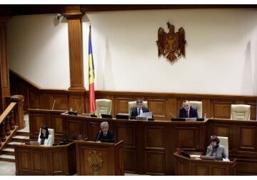 Proiectul Politicii Fiscale pentru anul 2023: Cu cât vor crește accizele la tutun și alcool