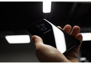 Samsung выпустит смартфон-рулон