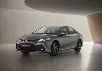 Стартовало предварительное резервирование обновленной TOYOTA CAMRY
