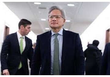 Șeful celei mai valoroase companii din lume le recomandă oamenilor să se întoarcă la munca în fabrică: „Nu toată lumea are nevoie de doctorat”