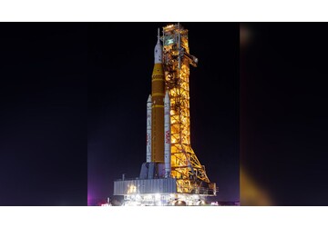 După zeci de ani, NASA va trimite miercuri din nou astronauți spre Lună. De ce nu vor păși totuși pe suprafața ei