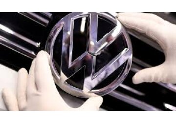 Directorul Volkswagen avertizează: Situaţia companiei este „alarmantă”