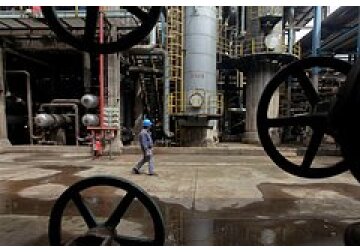 Китайским нефтеперерабатывающим заводам предсказали банкротства
