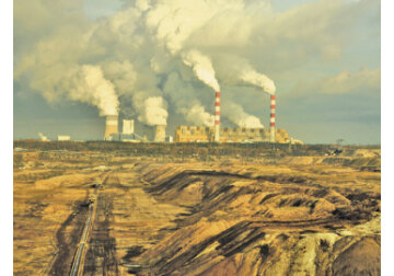 În Europa, cărbunele nu este mort, dar bate în retragere. În Europa de Est, deşi energia regenerabilă se dezvoltă exploziv, minerii încă mai pot speria guvernele