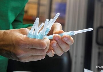 Стало известно, сколько Moderna и Pfizer заработают на COVID-вакцине
