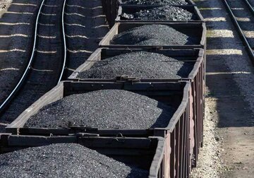 China pune creşterea economică înaintea climei cu extinderea producţiei de oţel prin arderea cărbunelui
