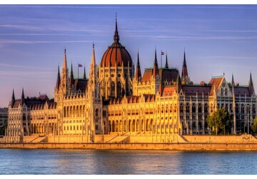Anunț neașteptat în Ungaria: Guvernul Viktor Orbán vrea să introducă a 14-a pensie lunară. Care este motivul