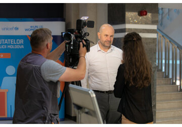 Moldova will improve working conditions for day laborers.