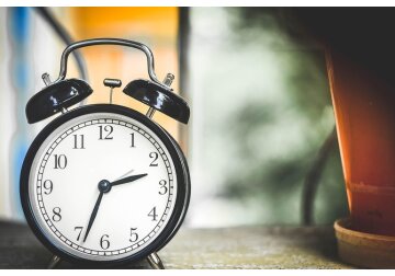 Când trecem la ora de vară în 2025. Zilele devin mai lungi