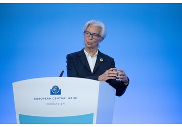 Muncitorii străini au impulsionat economia zonei euro, afirmă Christine Lagarde