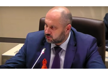 Минэнерго Молдовы не занимается закупкой и продажей газа, эти задачи решают компании, а правительство может вмешаться только путем выплаты компенсации уязвимым потребителям в случае роста тарифов - Виктор Парликов