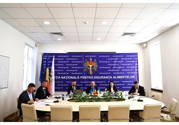 Молдова и Украина договорились о мерах для возобновления поставок мяса птицы