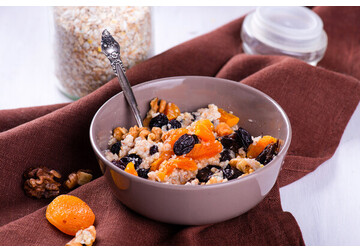 Что нужно есть на завтрак, обед и ужин, чтобы добрать белок в пост, рассказала врач