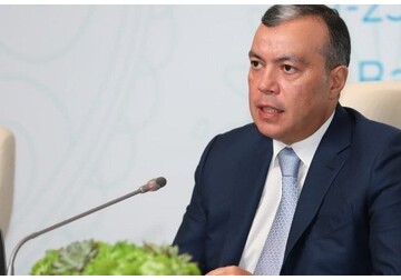 Глава Минфина Азербайджана заявил о работе над снижением зависимости от нефти