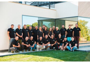PowerTech: Un startup din Moldova construiește case eficiente energetic din materiale durabile 
