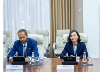 The EU will provide Moldova with a 15 million euros grant for the implementation of the EIB and EBRD co-financed Energy Efficiency in Moldova project, with a total value of 94 million euros. 