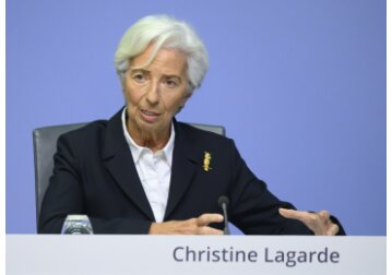 Lagarde: Inflaţia este dureroasă, dar BCE nu trebuie să majoreze dobânzile