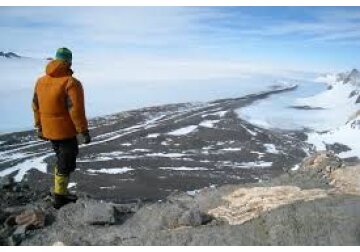 Cercetătorii se tem că topirea ghețurilor din Antarctica a ajuns într-un punct fără întoarcere
