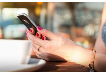In Moldova, the total income of mobile telephony service providers in the third quarter of 2021 amounted to 764.3 million lei and increased by 0.1%, compared to the same period in 2020.