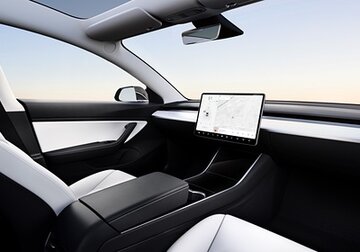 Tesla выпустит автомобиль без руля