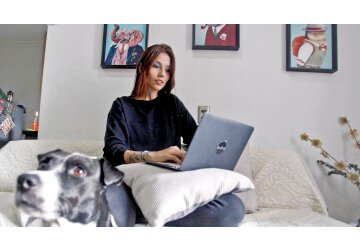 &#039;Rise in staff working from home&#039; as cost of living bites, Acas survey says