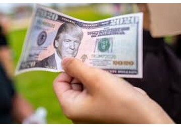 Dolarul scade din nou, în pofida schimbărilor de direcție anunțate de Donald Trump. Cel mai slab început de an din 1970 pentru moneda SUA
