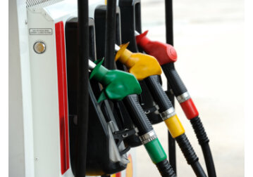 SUA avertizează cu privire la creşterea dramatică a costurilor legate de carburanţi