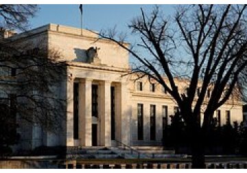 ФРС США в третий раз сохранила ключевую процентную ставку