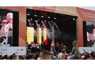 National Wine Day brought peace and goodwill to PMAN. Wineries - awarded for achievements, and visitors - for card transactions