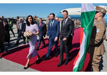 Bloomberg: Венгрия заключит соглашение о закупке нефти у США во время визита Вэнса