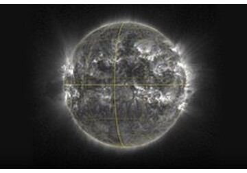 Фотографии южного полюса Солнца впервые передали на Землю