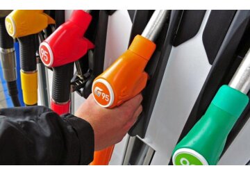 Prețul cu amănuntul al benzinei Ai-95 a depășit pragul psihologic de 30 de lei pe litru în Moldova.
