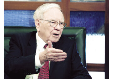 Oracolul din Omaha surprinde: Warren Buffett consideră că retrogradarea ratingului SUA de către compania Fitch este neîntemeiată. „Oamenii nu ar trebui să-şi facă griji despre asta”
