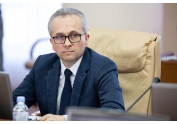 The Ministry of Education and Research has begun distributing equipment and technology worth 69 million lei to the country&#039;s schools.