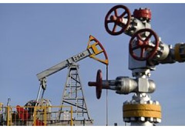 ОПЕК+ не стала менять уровень сокращения добычи нефти