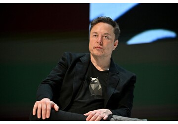 „Grokipedia”: Elon Musk își face propria enciclopedie online, care să rivalizeze cu Wikipedia