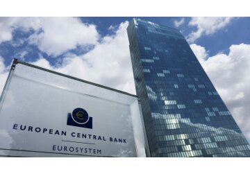 European Central Bank sticks to its guns on interest rates despite market turmoil