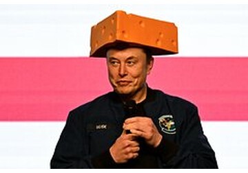 Назван богатейший житель Земли