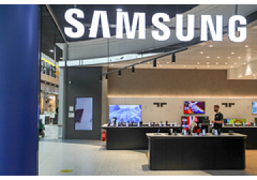 Samsung изобрела смартфон с прозрачным экраном