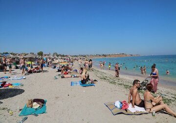 Litoral 2021. Vaccinul anti COVID-19 poate face diferenţa între turişti?