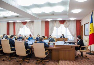 Cabinetul de miniștri a susținut proiectul de lege care prevede că șefii SFS și Serviciului Vamal vor fi numiți și demiși de guvern.