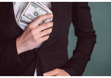 Cine sunt elitele economice globale și de unde provin ele? Studiul care deschide cutia neagră a puterii