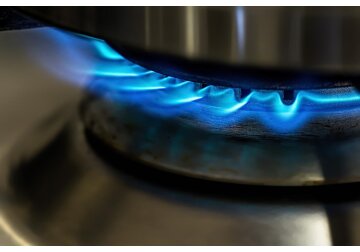 In Moldova, the gas supplier of last resort will be obliged to ensure the storage of gas in a neighboring country in an amount sufficient for 2 winter months of consumption.