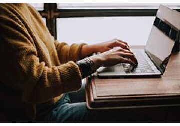 Перечислены способные «убить» ноутбук привычки