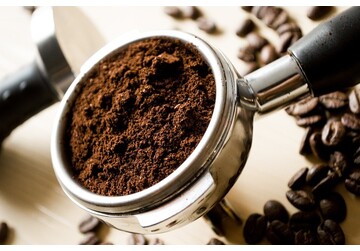 O cafenea din Dubai vinde cea mai scumpă cafea din lume. „Este ca mierea.”